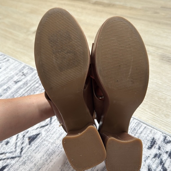 Dolce Vita Wentz Latte chunky platform heels - Picture 6 of 8